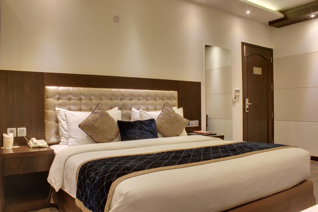 Hotel Grand Godwin - Complimentary Airport Pickup -Near Ndls Railway Stn New Delhi Eksteriør bilde